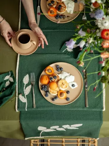 Дорожка на стол garden harmony из коллекции ethnic, 45х150 см