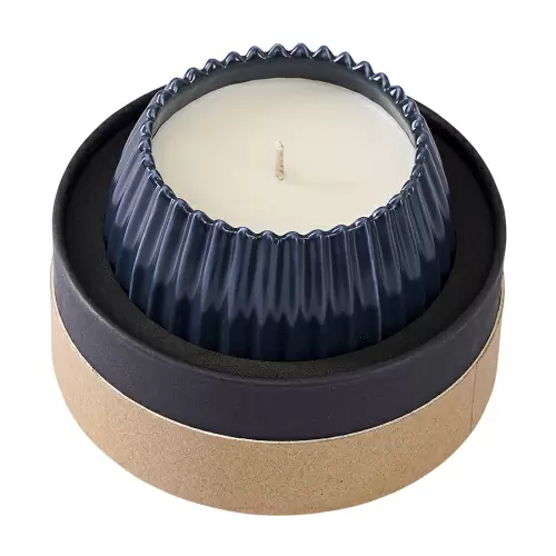 Свеча ароматическая musk, rose & cedarwood из коллекции edge, синий